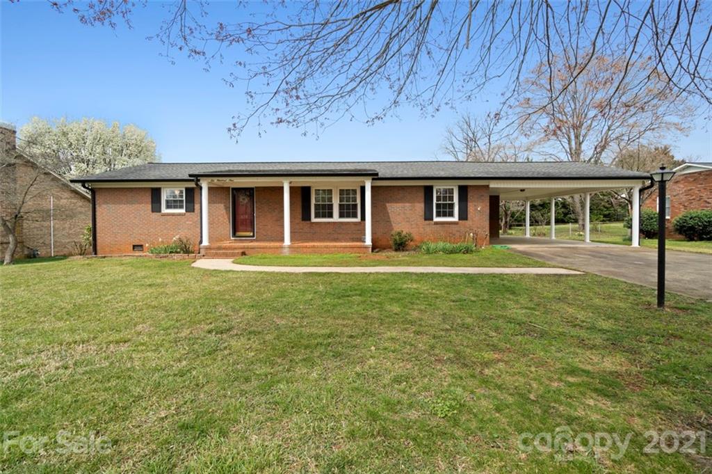 609 N Carolina Avenue Statesville NC 28677