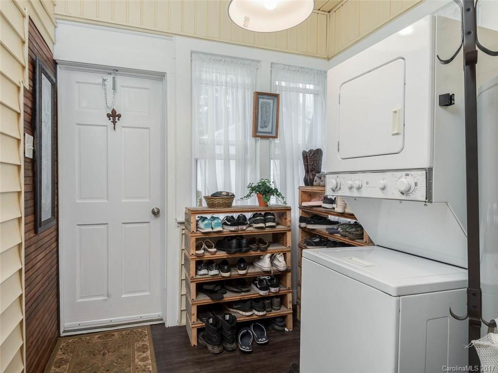 110 Edwards Avenue Swannanoa NC 28778