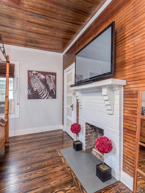 110 Edwards Avenue Swannanoa NC 28778