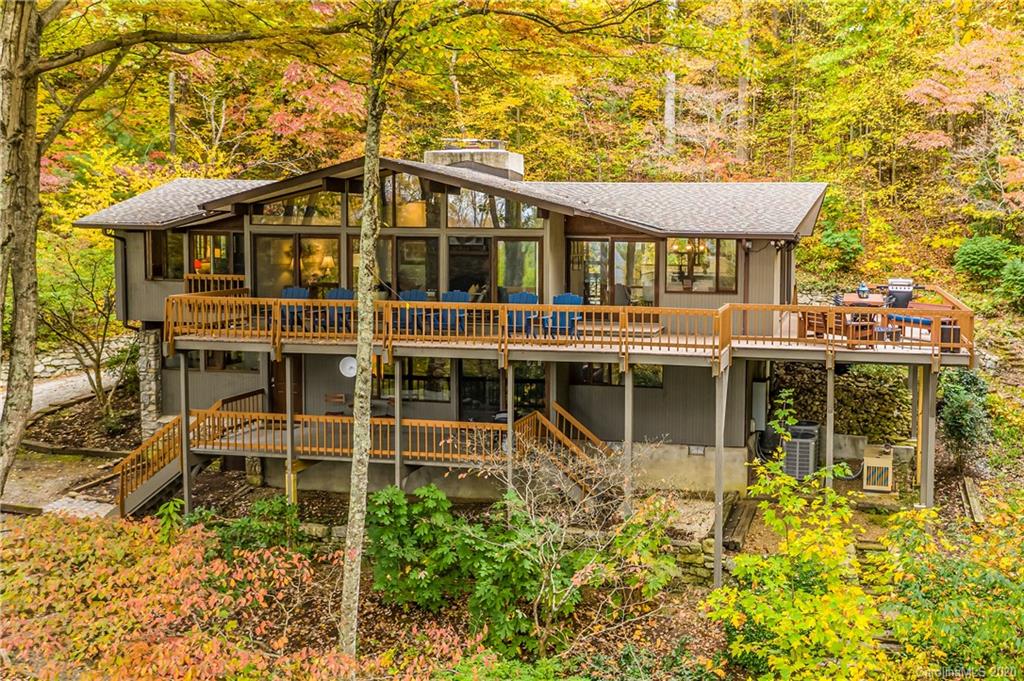 39 Boulder Cove Fairview NC 28730