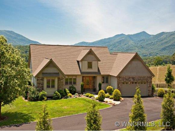 124 Bark Trail Waynesville NC 28786