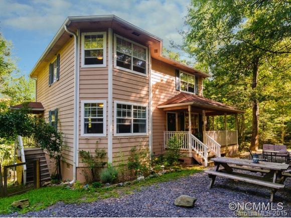 4 Blue Bird Lane Fairview NC 28730