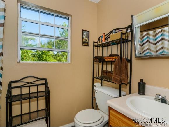 4 Blue Bird Lane Fairview NC 28730