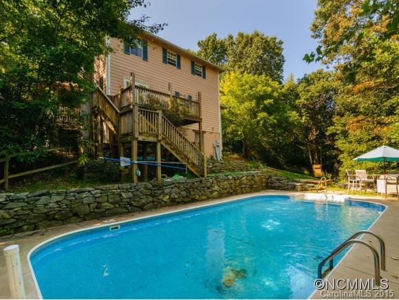 4 Blue Bird Lane Fairview NC 28730