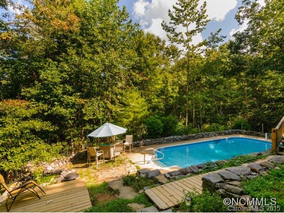 4 Blue Bird Lane Fairview NC 28730