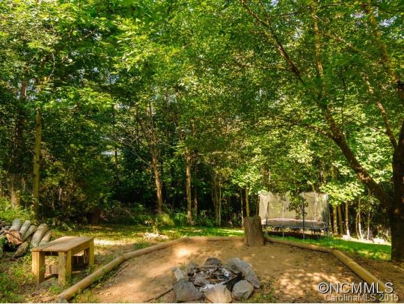4 Blue Bird Lane Fairview NC 28730