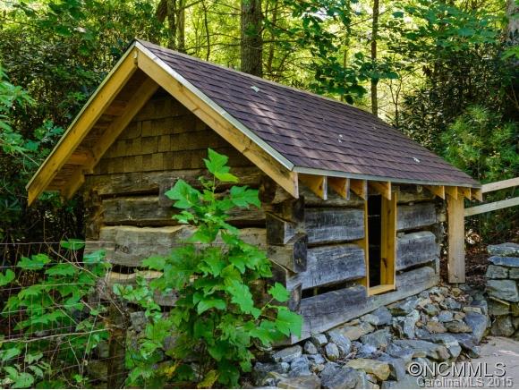 4 Blue Bird Lane Fairview NC 28730