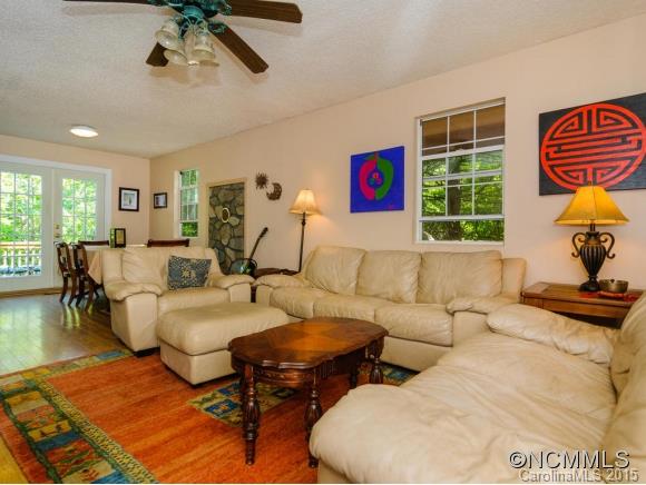 4 Blue Bird Lane Fairview NC 28730