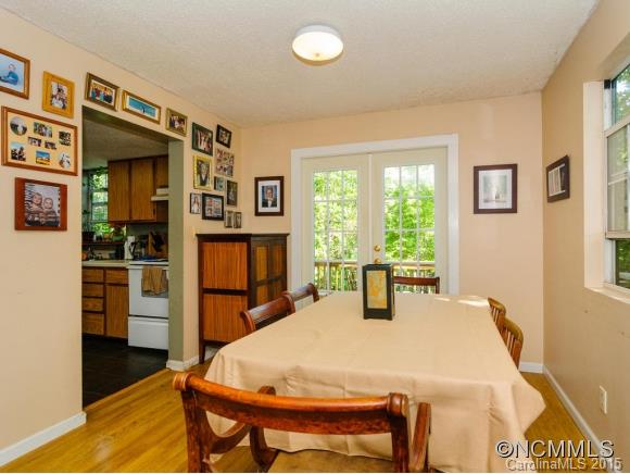 4 Blue Bird Lane Fairview NC 28730
