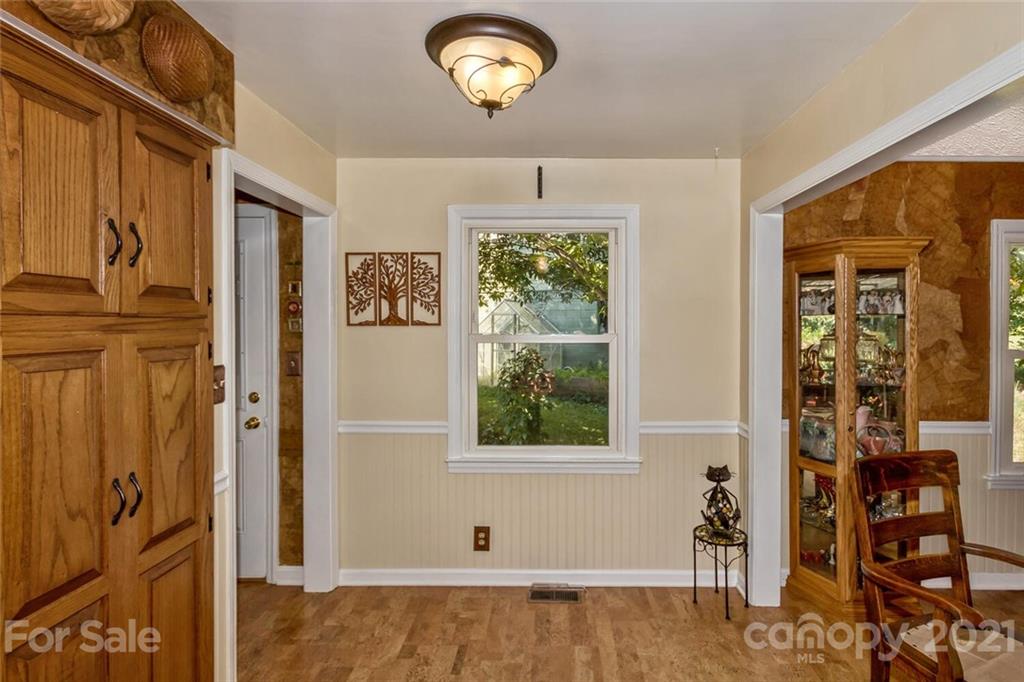 288 White Pine Drive Asheville NC 28805