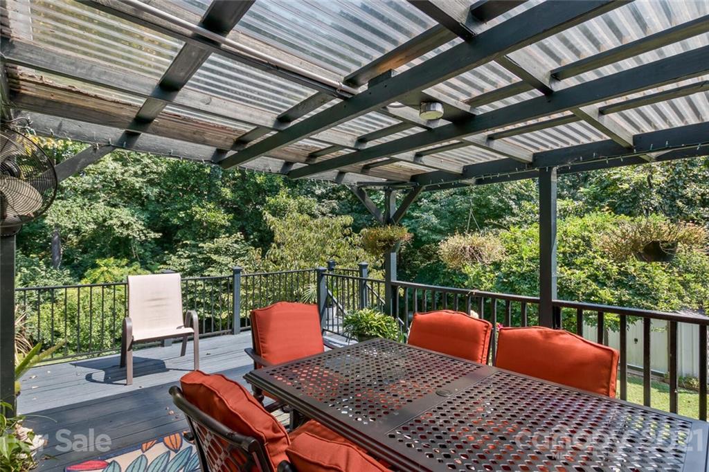 288 White Pine Drive Asheville NC 28805