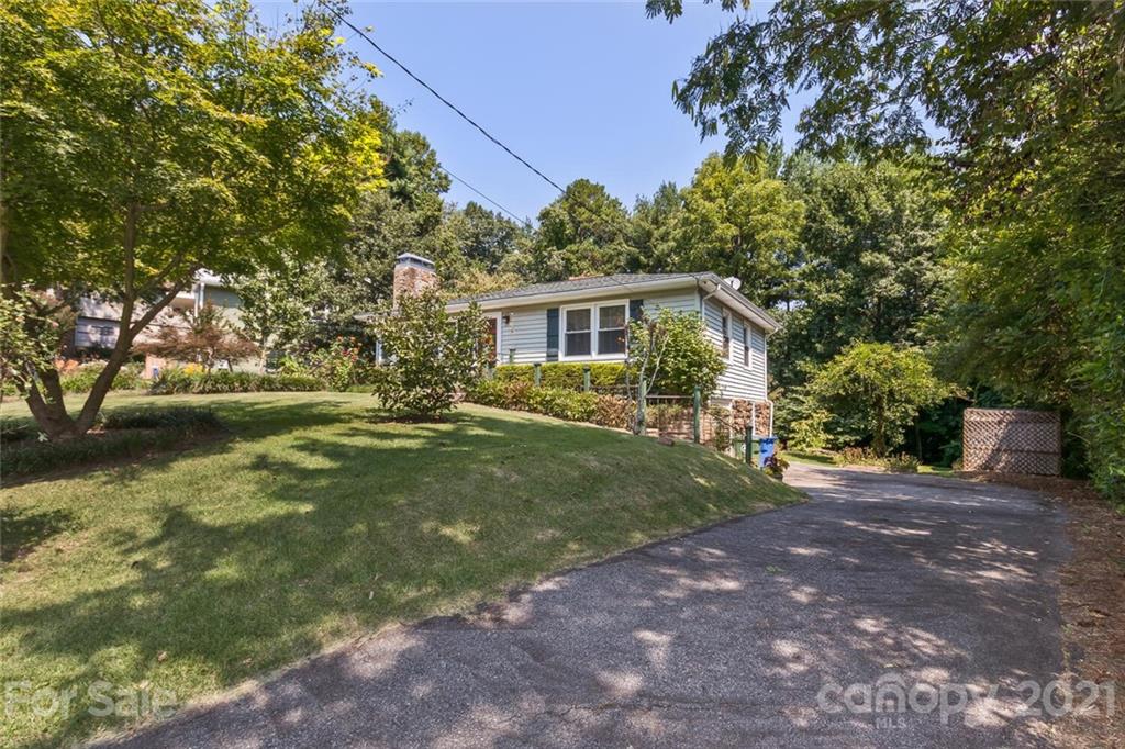 288 White Pine Drive Asheville NC 28805