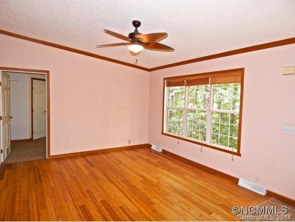 15 Lunsford Road Asheville NC 28805
