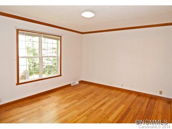 15 Lunsford Road Asheville NC 28805