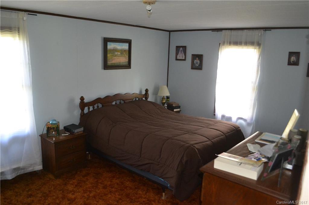 156 Tommy Howell Road Canton NC 28716