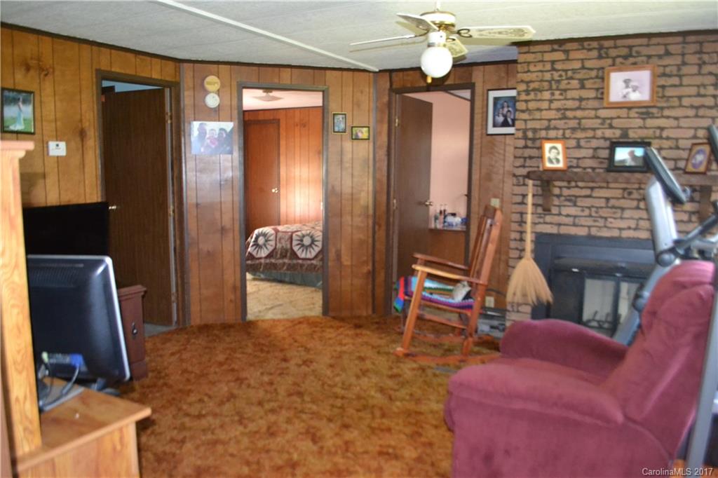 156 Tommy Howell Road Canton NC 28716