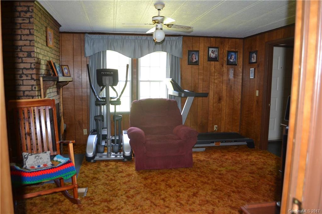 156 Tommy Howell Road Canton NC 28716