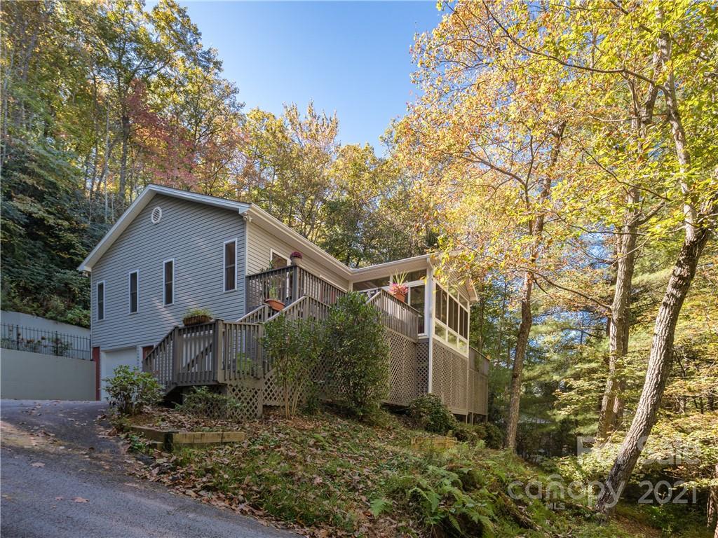 251 Park Lane Hendersonville NC 28791