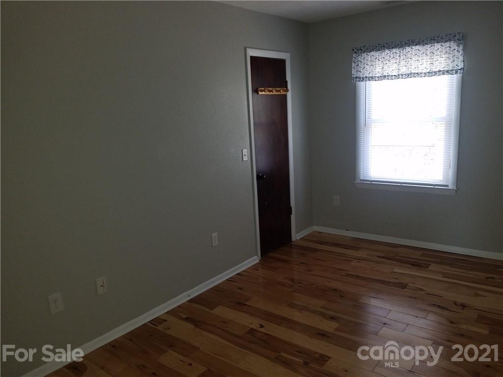 297 Hodges Drive Waynesville NC 28786