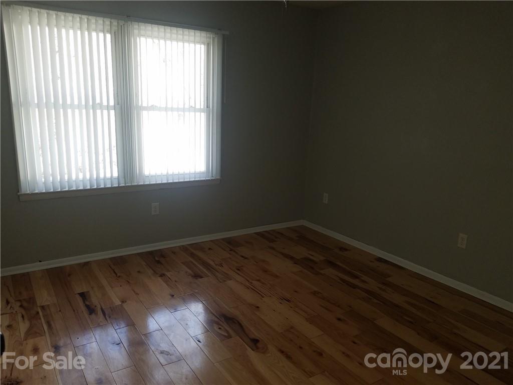 297 Hodges Drive Waynesville NC 28786