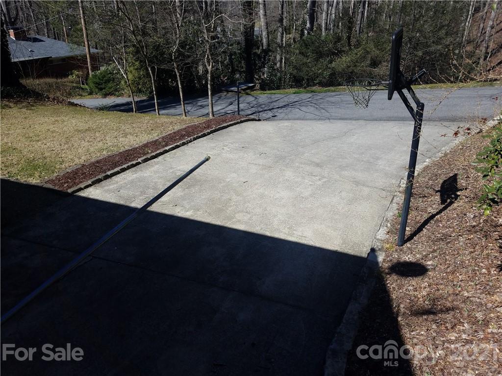 297 Hodges Drive Waynesville NC 28786
