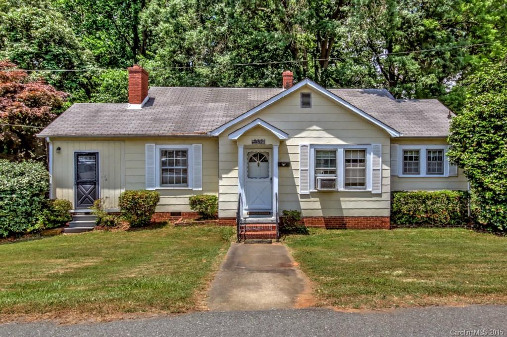 132 N Sherrill Street Mooresville NC 28115