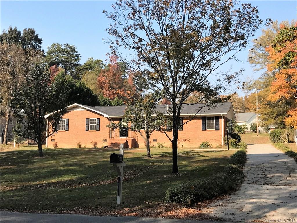 8110 Westbourne Drive Charlotte NC 28216