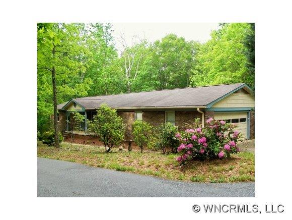 81 Raines Road Columbus NC 28722