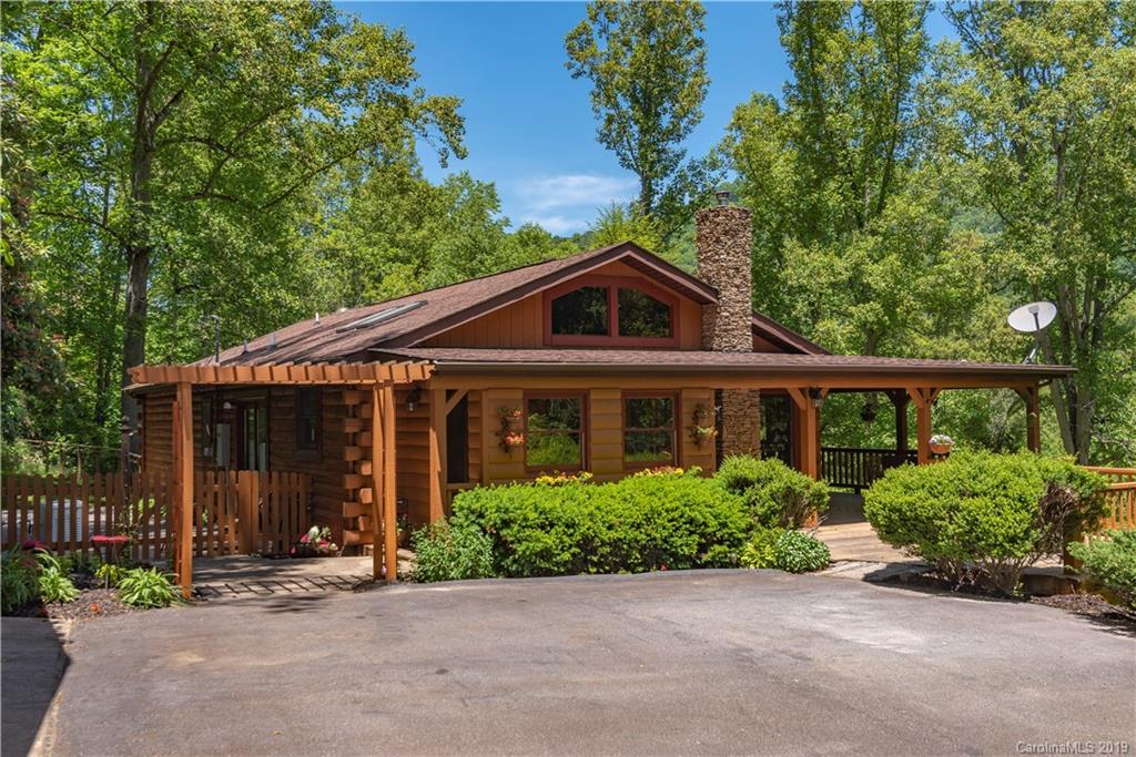 272 Mystic Cove Waynesville NC 28785