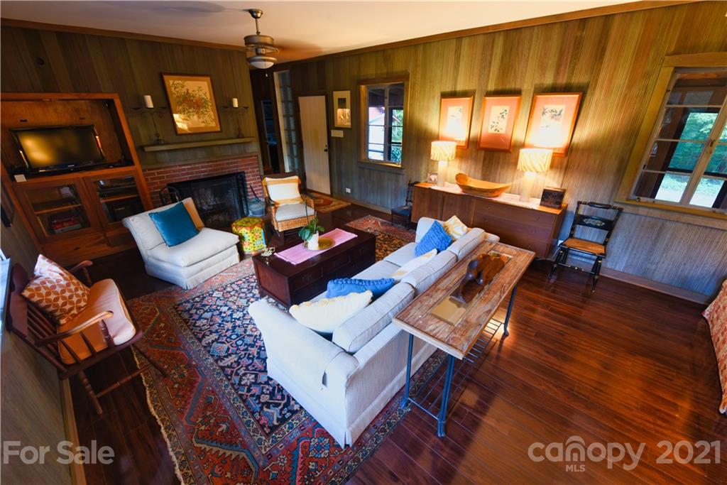 528 Wilderness Road Tryon NC 28782