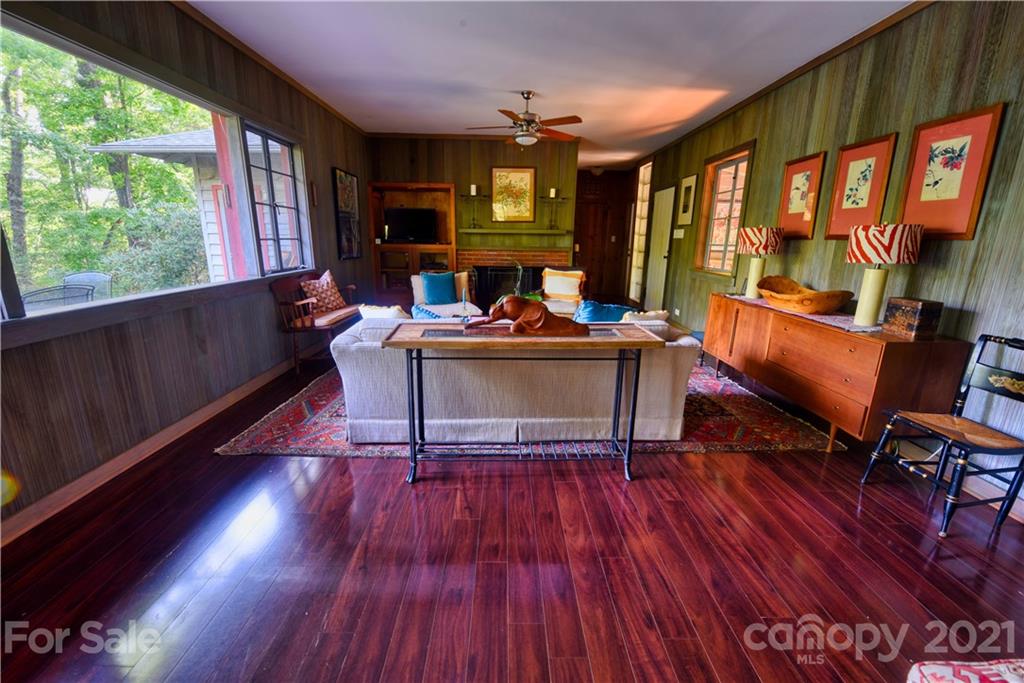 528 Wilderness Road Tryon NC 28782