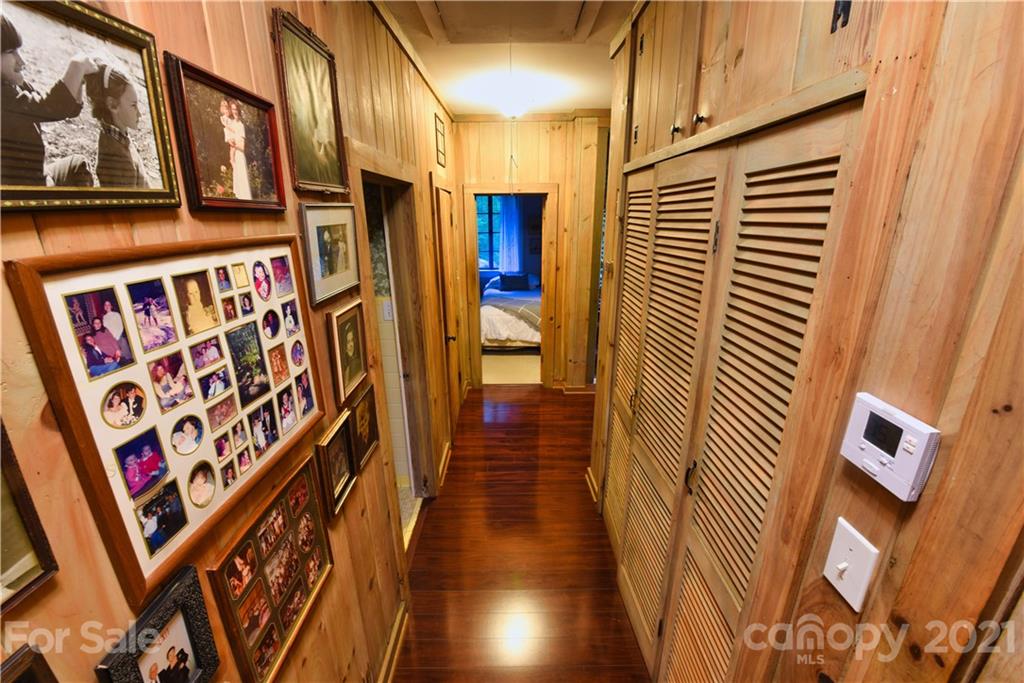 528 Wilderness Road Tryon NC 28782