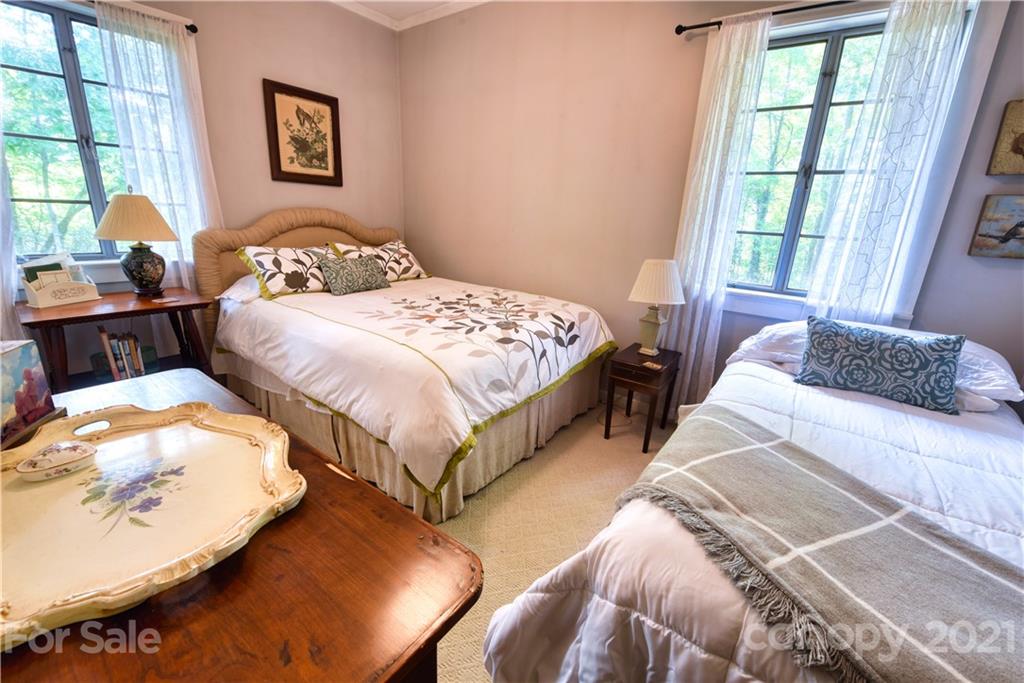 528 Wilderness Road Tryon NC 28782
