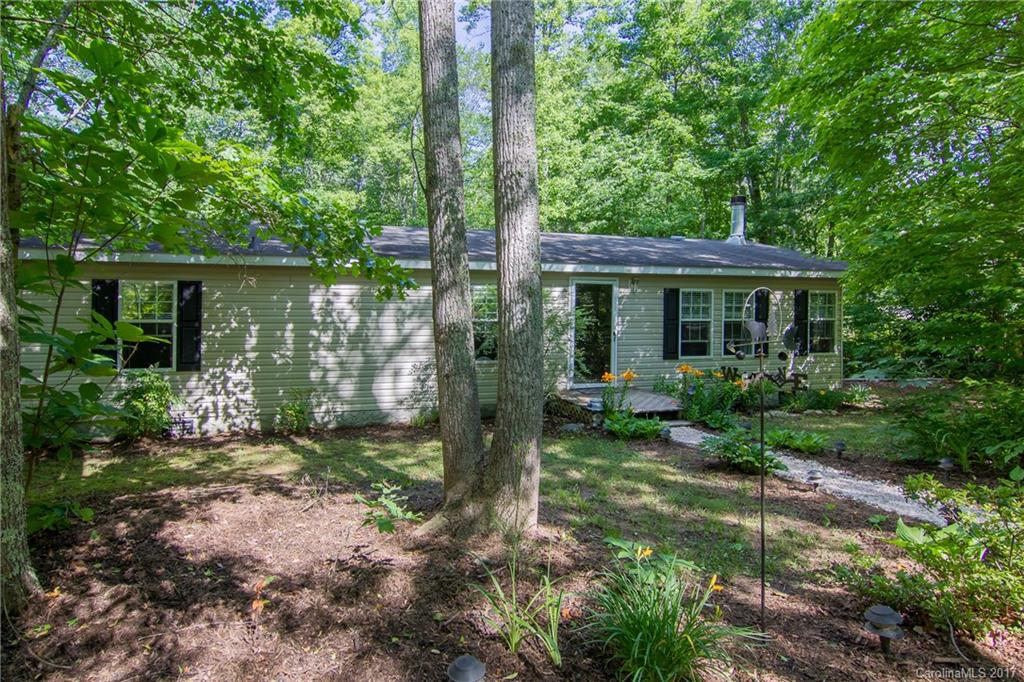 104 Cane Crest Circle Fairview NC 28730