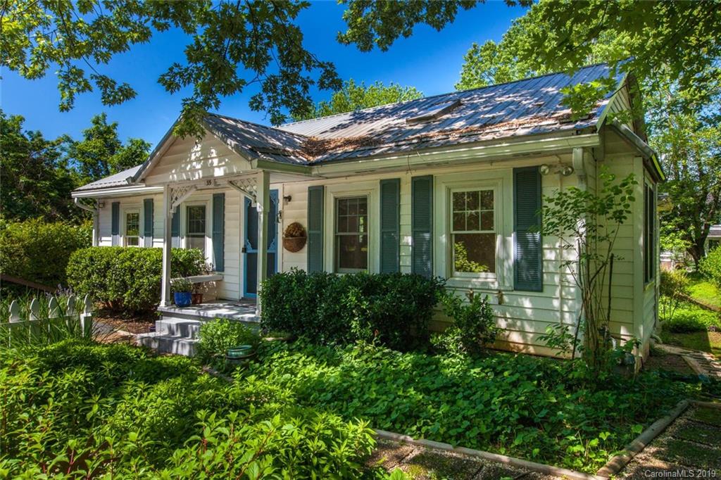 35 Crestmont Avenue Asheville NC 28806