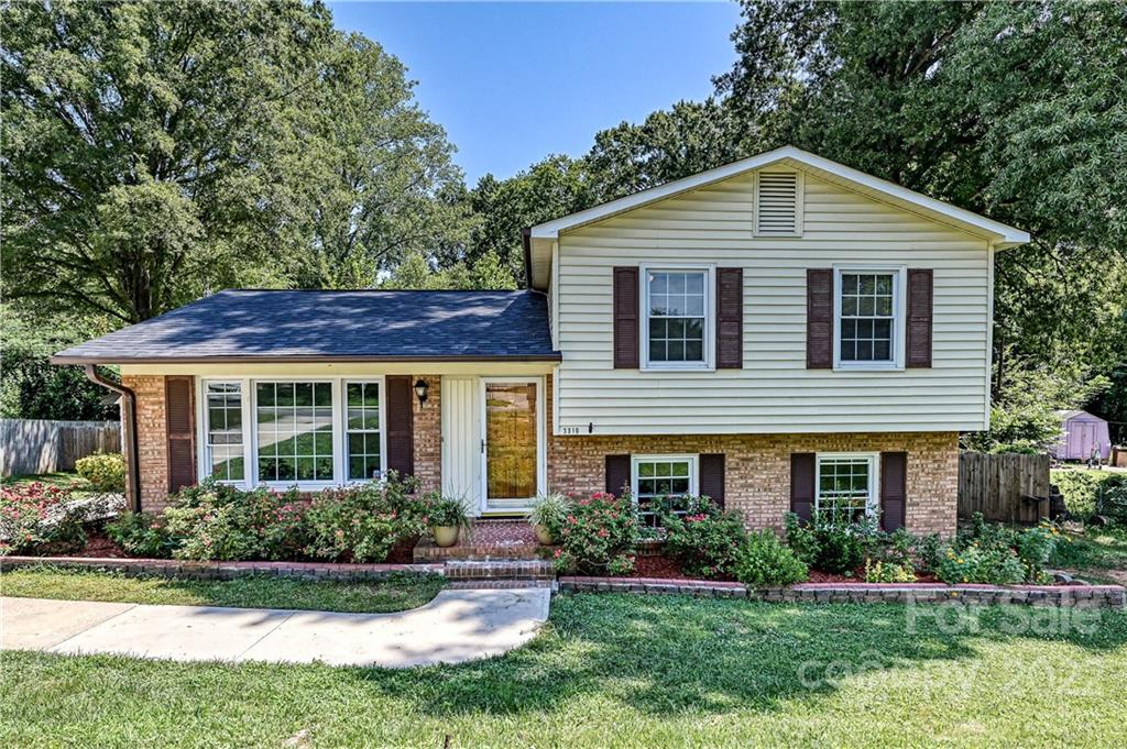 3310 Wiseman Drive Charlotte NC 28227