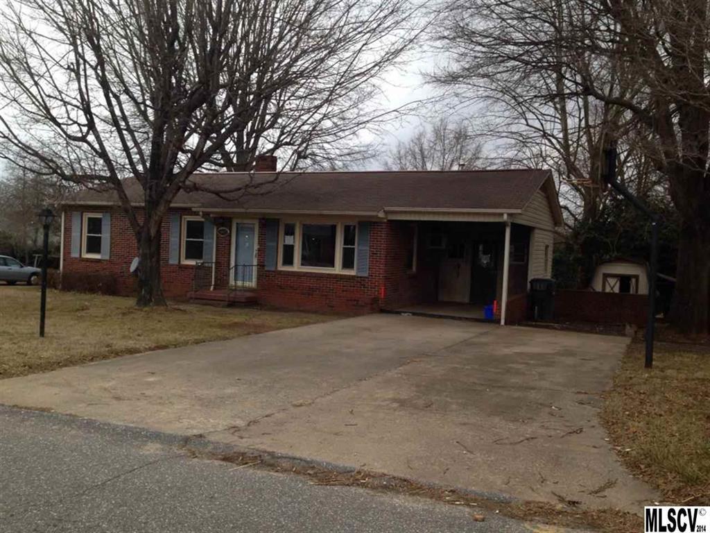 1447 19th Avenue NE Hickory NC 28601