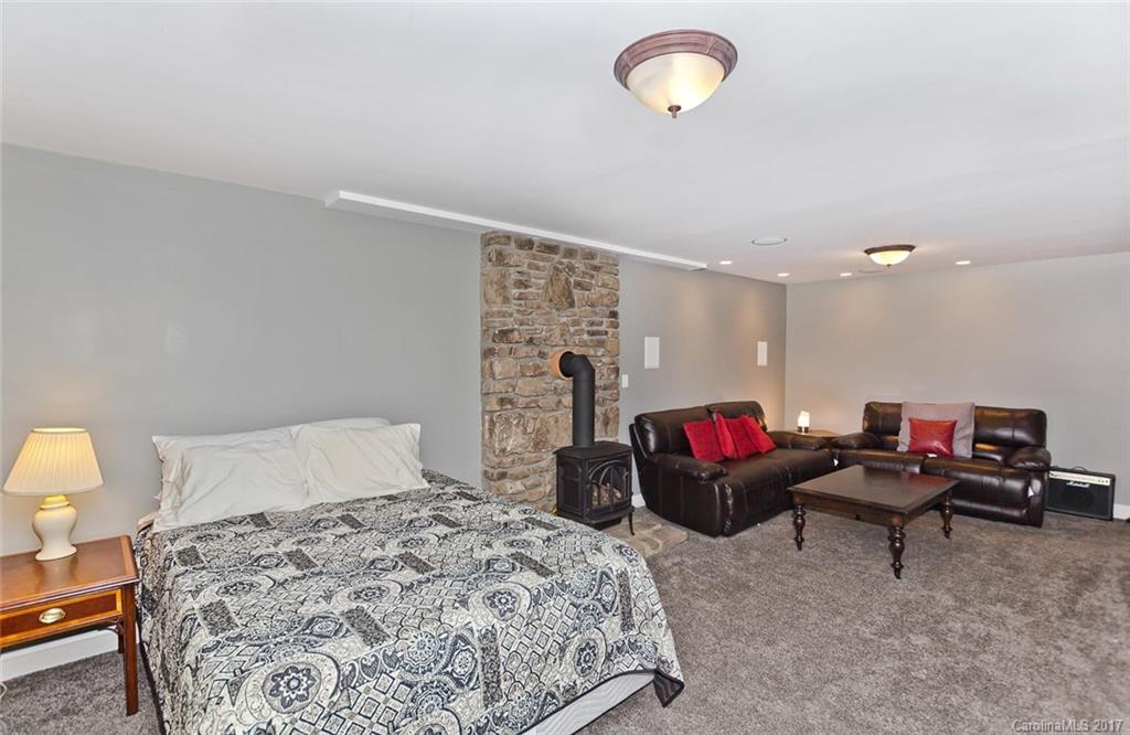 4 Northview Lane Weaverville NC 28787