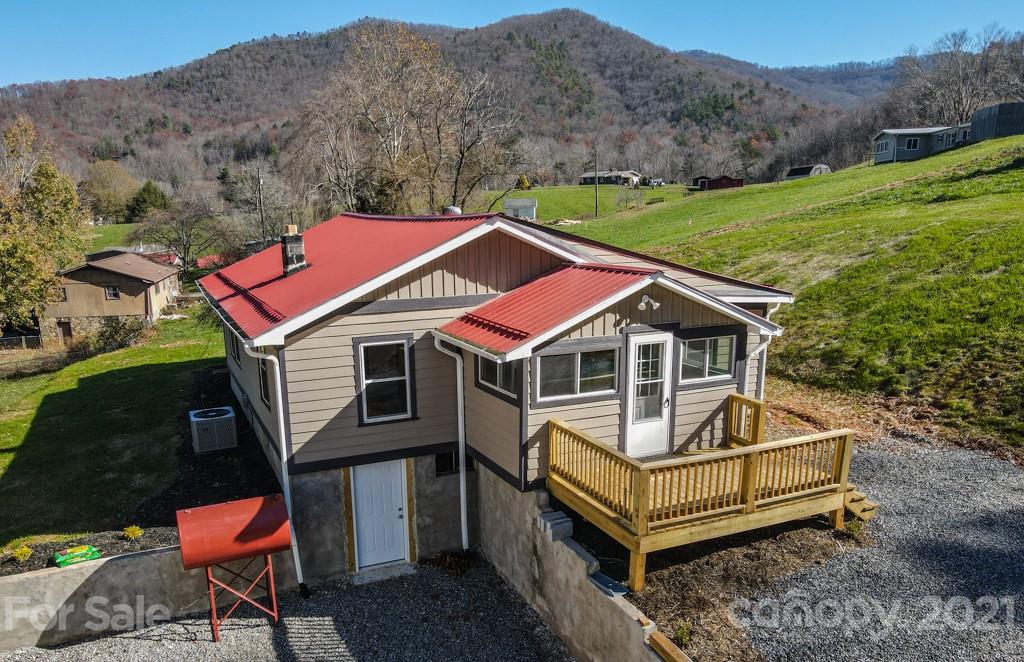 51 Smith Cove Road Candler NC 28715