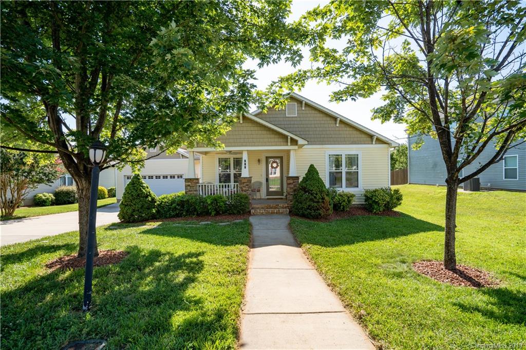 111 Kingsgate Court Statesville NC 28625