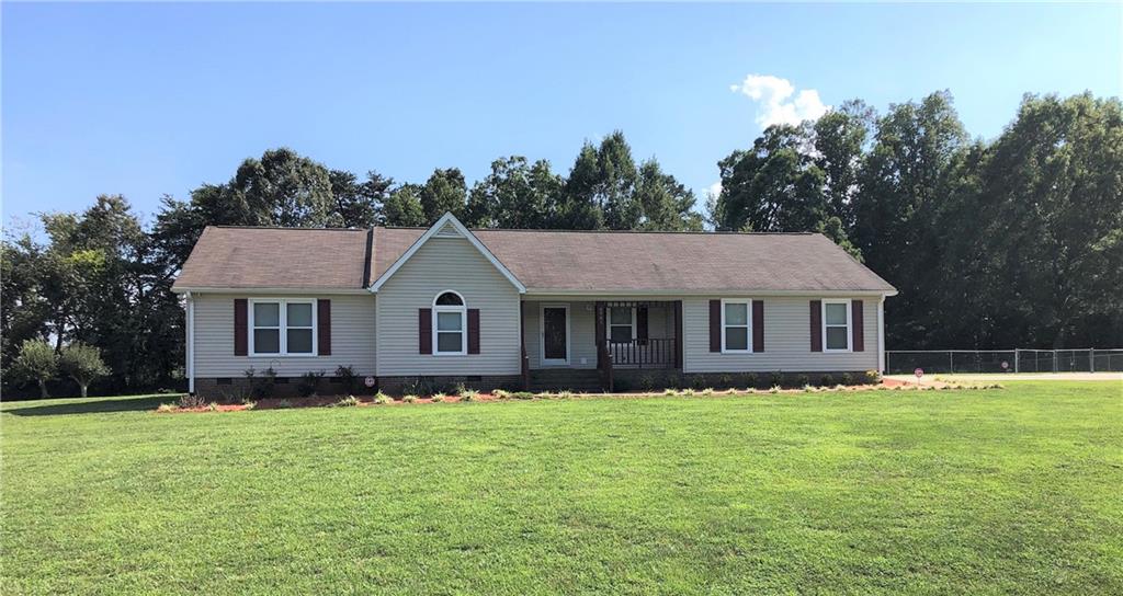 2783 Devonshire Road Newton NC 28658
