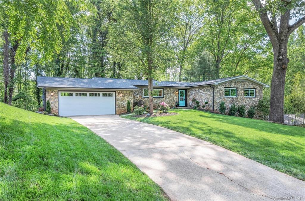 17 Zephyr Drive Asheville NC 28806