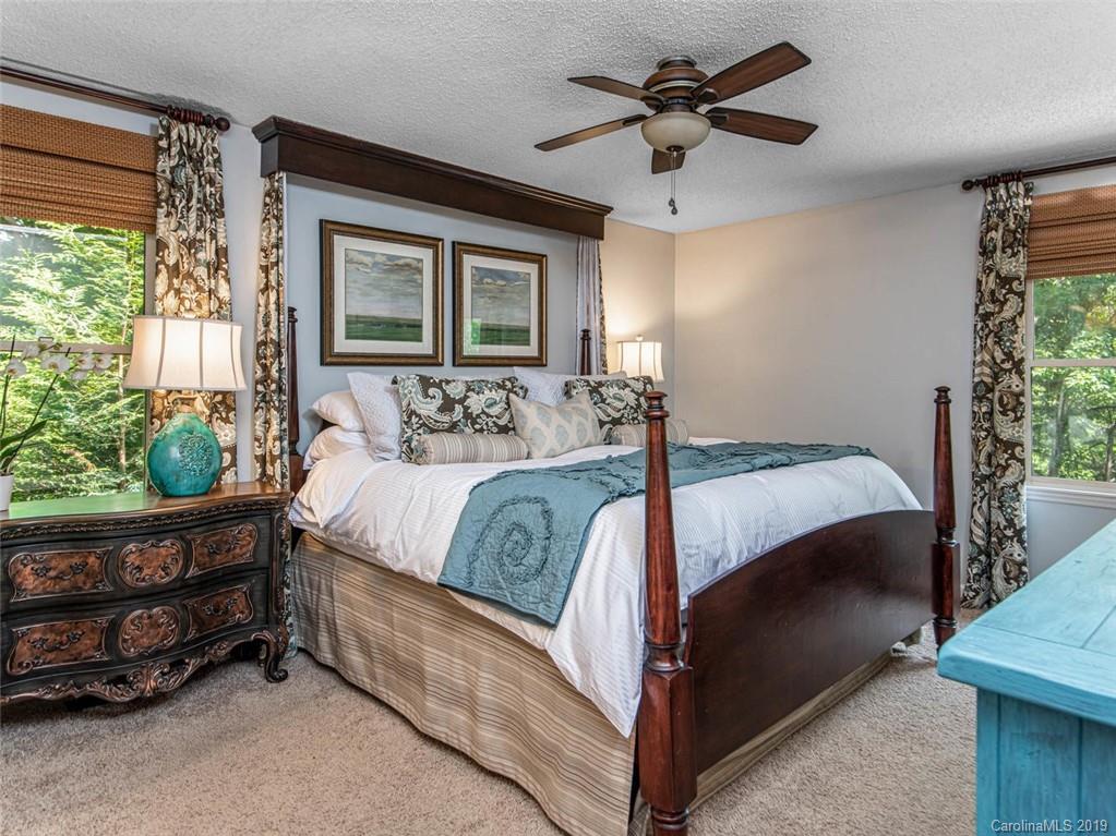 2 Lowry Lane Weaverville NC 28787
