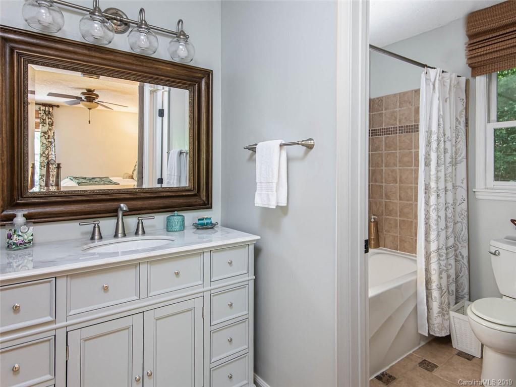 2 Lowry Lane Weaverville NC 28787