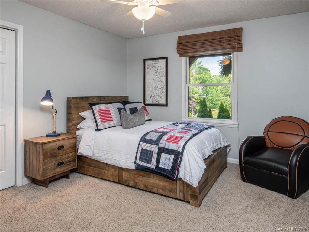 2 Lowry Lane Weaverville NC 28787