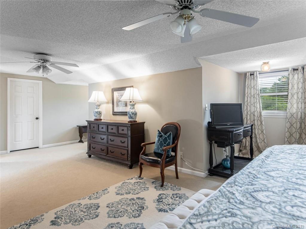2 Lowry Lane Weaverville NC 28787