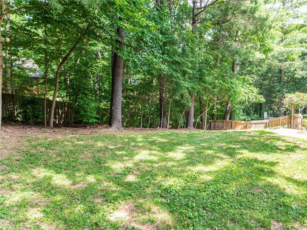 2 Lowry Lane Weaverville NC 28787