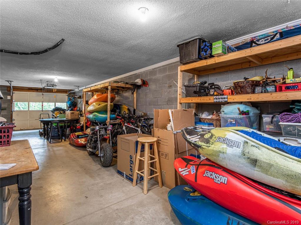 2 Lowry Lane Weaverville NC 28787