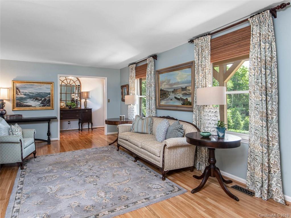 2 Lowry Lane Weaverville NC 28787