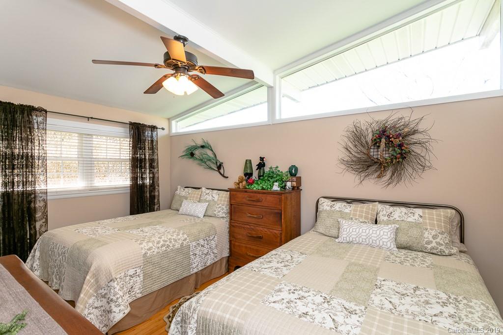 109 College Circle Swannanoa NC 28778